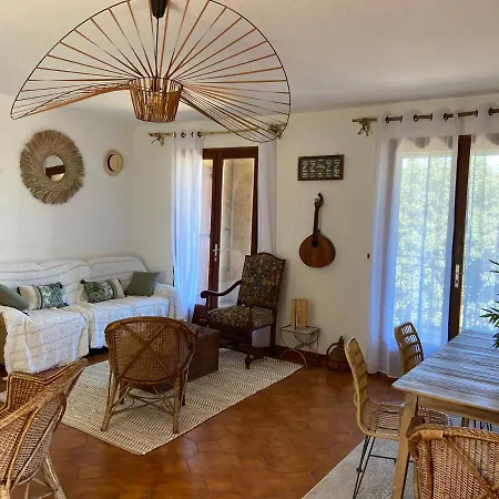 Seaview Garden * LʼÎle-Rousse