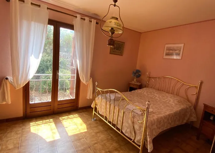 Seaview Garden LʼÎle-Rousse